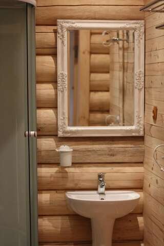 Отель Safari Hotel Харьков Стандартный двухместный номер с 1 кроватью и балконом-4