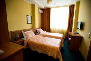 Отель Safari Hotel Харьков Двухместный номер «Комфорт» с 1 кроватью или 2 отдельными кроватями-5