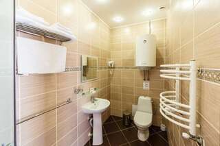 Отель Safari Hotel Харьков Двухместный номер «Комфорт» с 1 кроватью или 2 отдельными кроватями-15